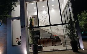 Hotel Flores De Holambra